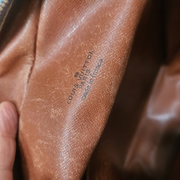 Louis Vuitton Louis Vuitton Monogram Danube Mm Bag - Picture 10 of 12